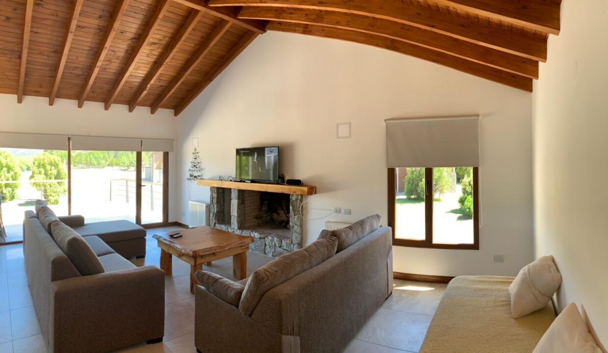 WhatsApp Image 2025-01-10 at 17.07.24 (1)