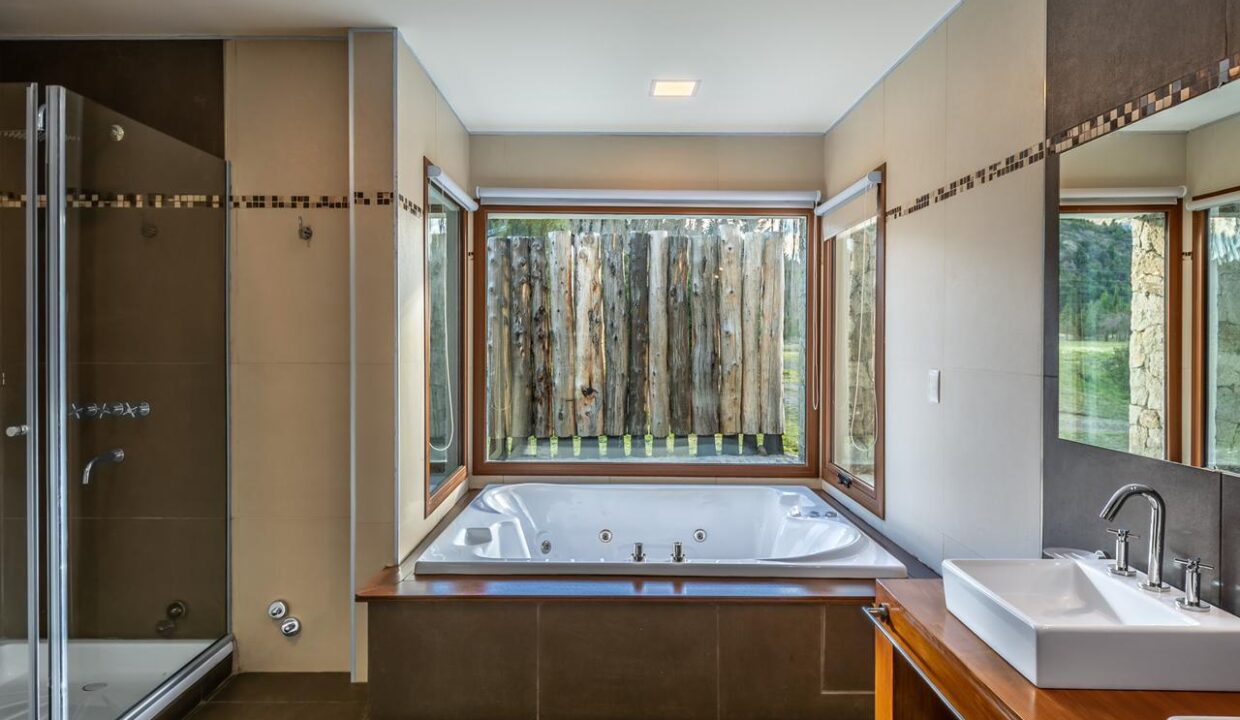 WhatsApp Image 2025-01-10 at 17.07.30