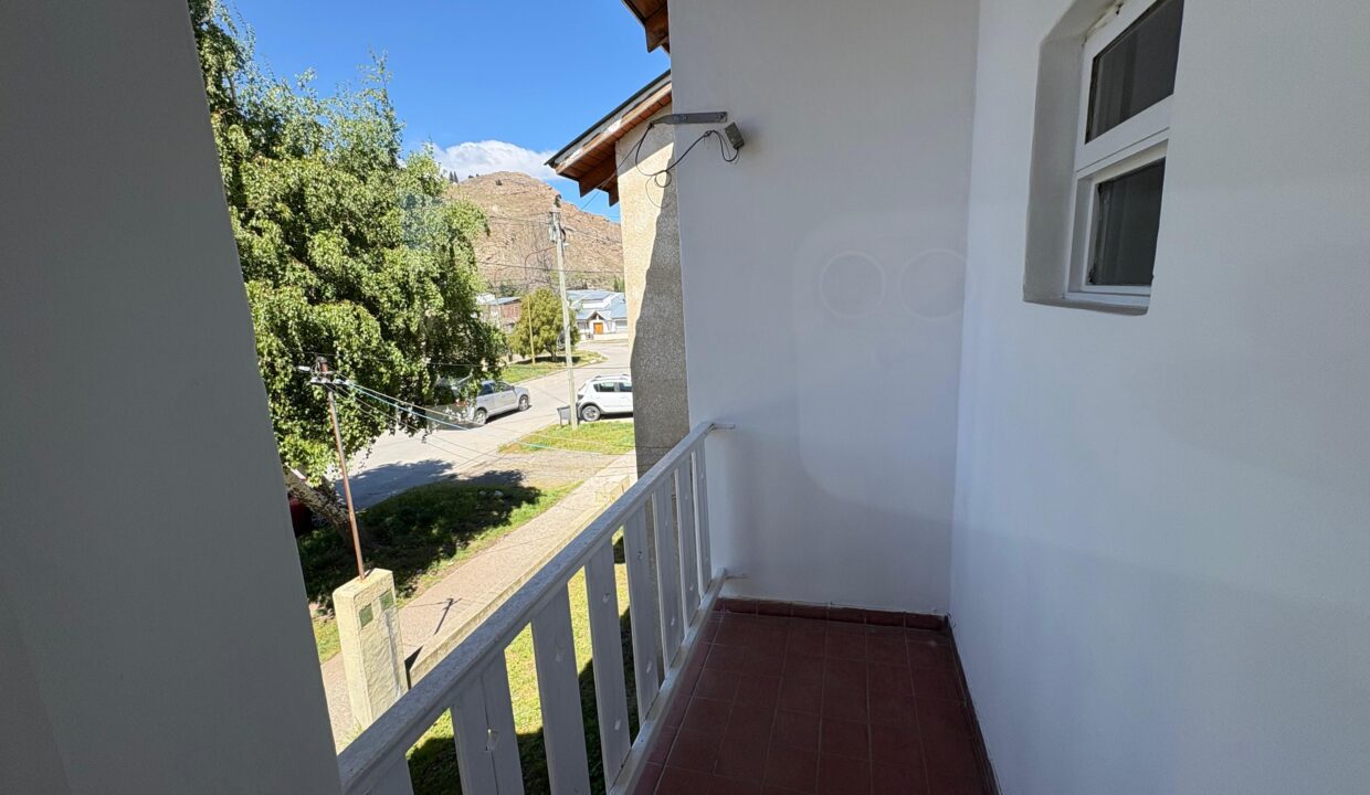 WhatsApp Image 2025-10-21 at 16.07.35 (2)