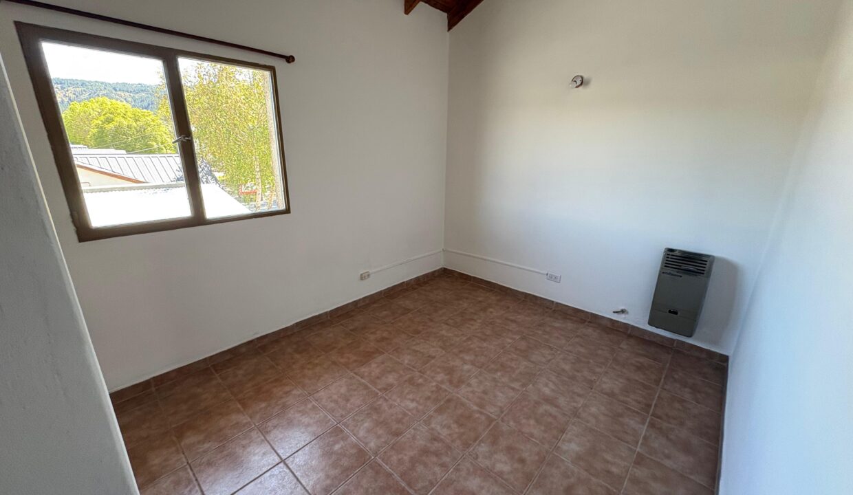 WhatsApp Image 2025-10-21 at 16.07.35 (7)